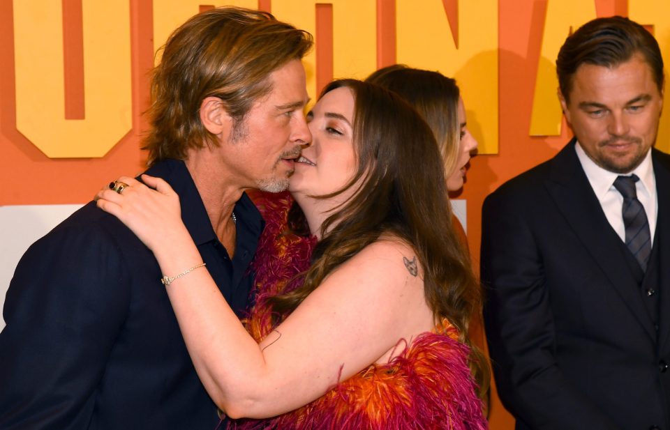  Lena Dunham went in for a kiss with Brad