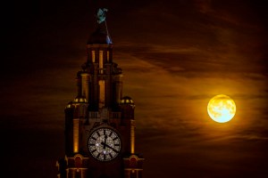 A supermoon is only an illusion