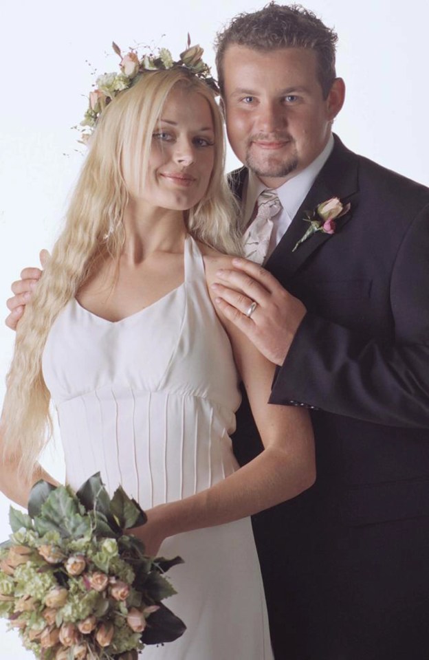 Toadfish marrying Dee Bliss