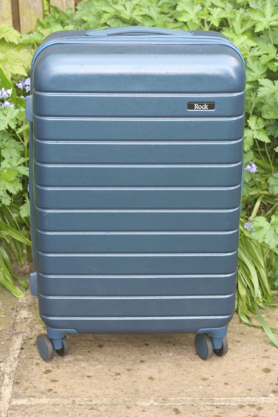 cheap-suitcases