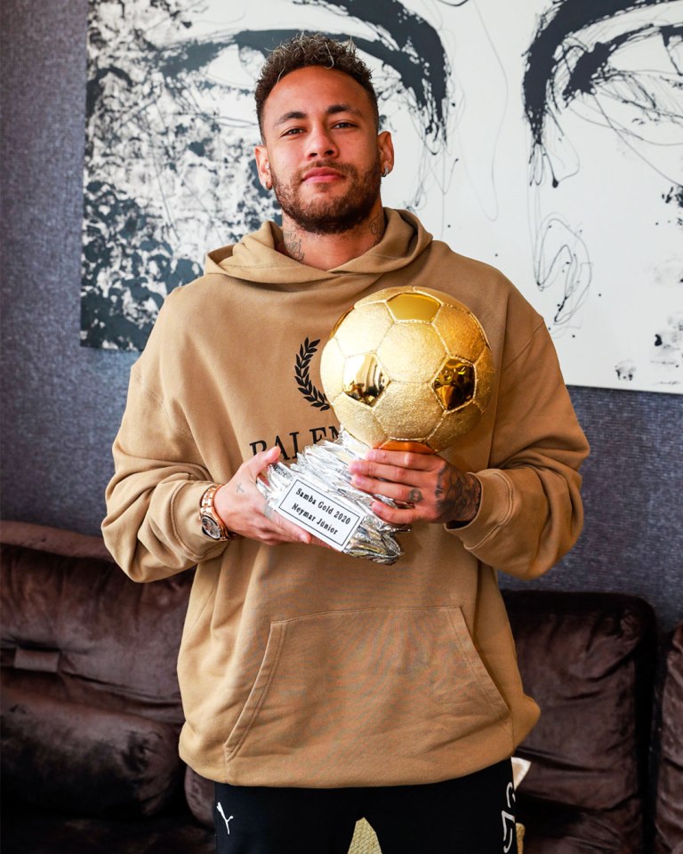 NEYMAR WATCH FOLDER