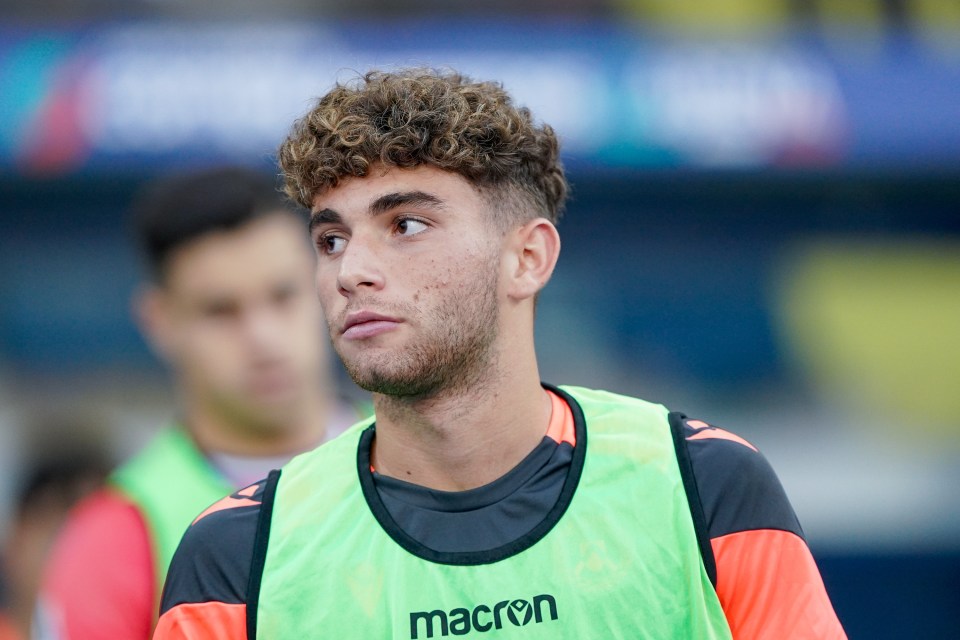 Simone Pafundi is set to join Ineos-owned Lausanne-Sport on loan with an option to buy