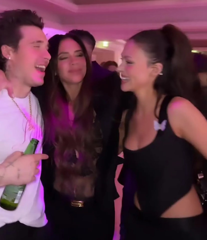 Victoria, Nicola, and Brooklyn hit the dancefloor together at the after party singing along to Spice Girls hit Wannabe