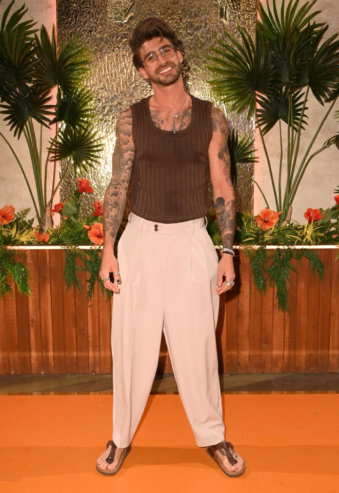 Chris Taylor revealed that he has two girls fighting over him on Celebs Go Dating