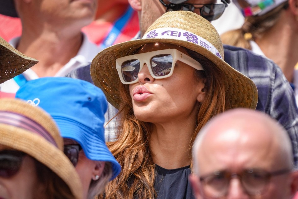 He was joined by his stunning wife Eva Mendes
