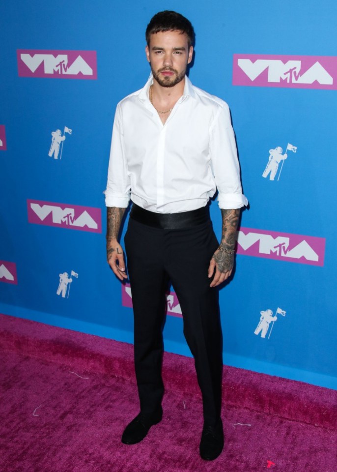 (FILE) Liam Payne Dead At 31. Former One Direction singer Liam Payne was found dead after the 31 year old fell from his third-floor room balcony at a hotel in Buenos Aires, Argentina police said on Wednesday, October 16, 2024. MANHATTAN, NEW YORK CITY, NEW YORK, USA - AUGUST 20: English singer Liam Payne arrives at the 2018 MTV Video Music Awards held at the Radio City Music Hall on August 20, 2018 in Manhattan, New York City, New York, United States. (Photo by Xavier Collin/Image Press Agency) Pictured: liam payne Ref: BLU_S7981351 171024 NON-EXCLUSIVE Picture by: Xavier Collin/Image Press Agency / SplashNews.com Splash News and Pictures USA: 310-525-5808 UK: 020 8126 1009 eamteam@shutterstock.com World Rights, No Italy Rights