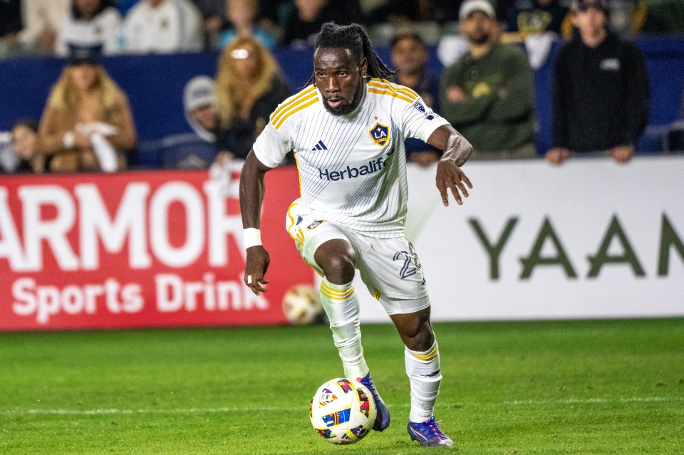 Joseph Paintsil #28 of the Los Angeles Galaxy dribbling the soccer ball.