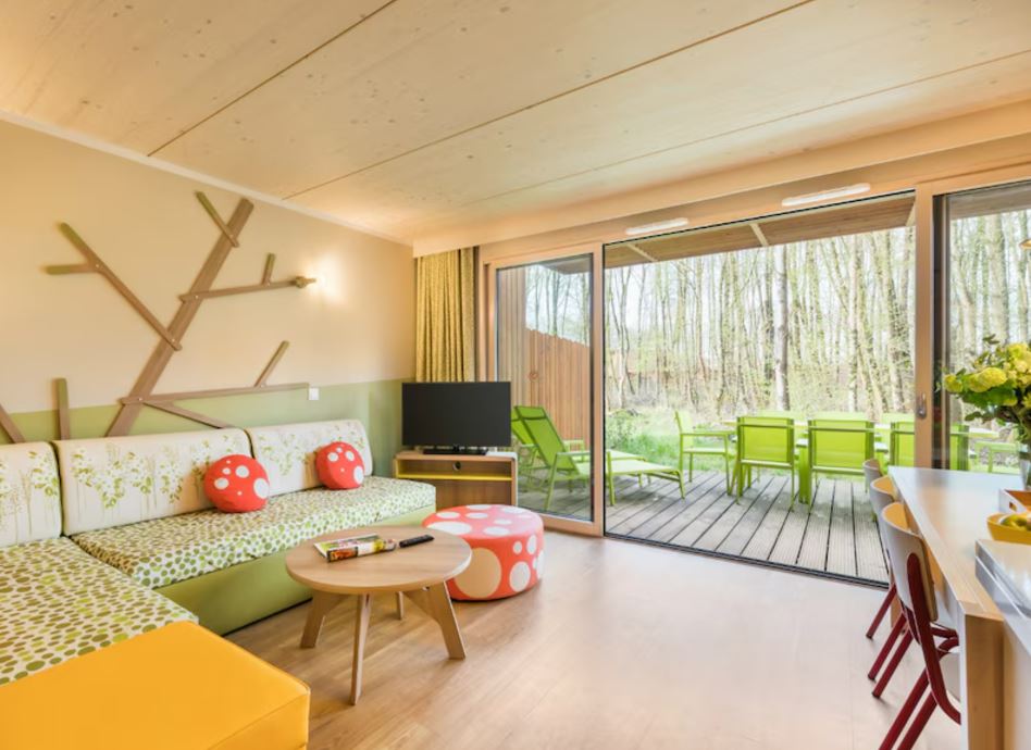 Premium Cottage, , http://www.lesvillagesnature.com/gb-en/france/fp_VN_holiday-park-villages-nature-paris/all-activities#allMediasViewerGeneric[photo]