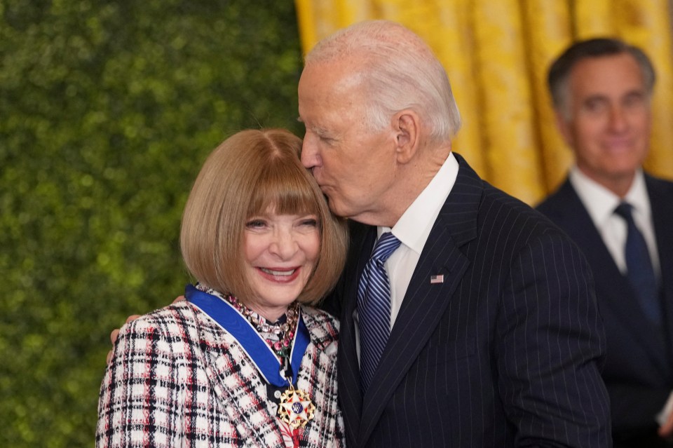 Anna Wintour receives the Medal of Freedom from President Biden.