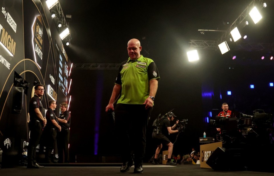 Michael van Gerwen walks off after losing his match against Nathan Aspinall on night three of the 2025 BetMGM Premier League at the 3Arena in Dublin, Ireland. Picture date: Thursday February 20, 2025. PA Photo. See PA story DARTS Dublin. Photo credit should read: Evan Treacy/PA Wire. RESTRICTIONS: Use subject to restrictions. Editorial use only, no commercial use without prior consent from rights holder.