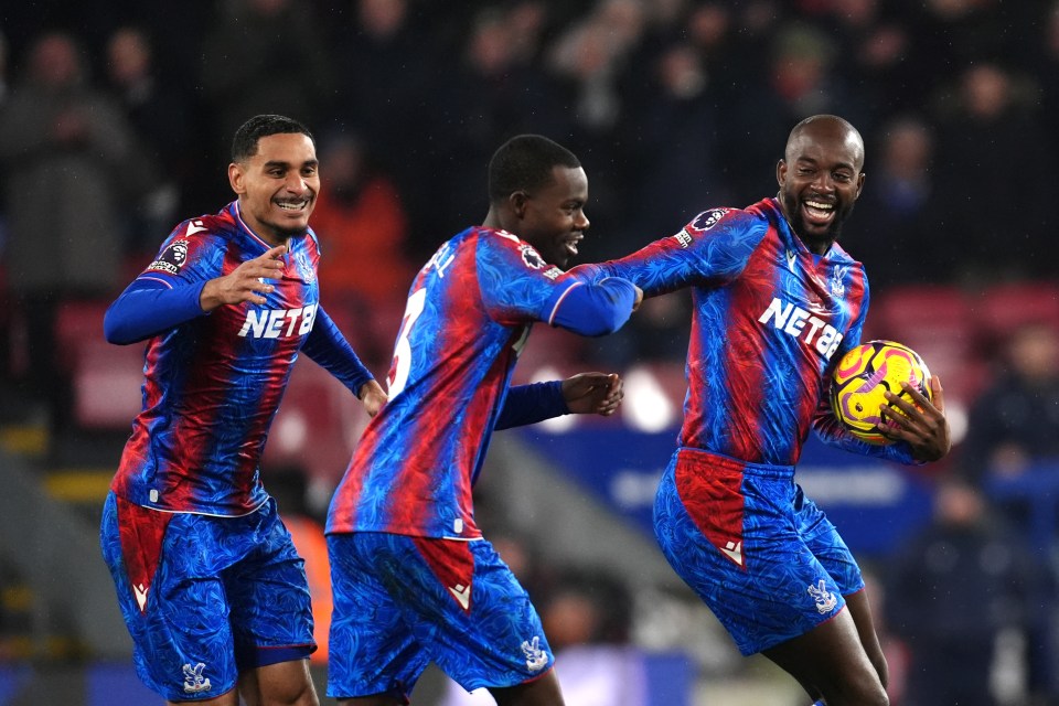 Crystal Palace players celebrating a goal.