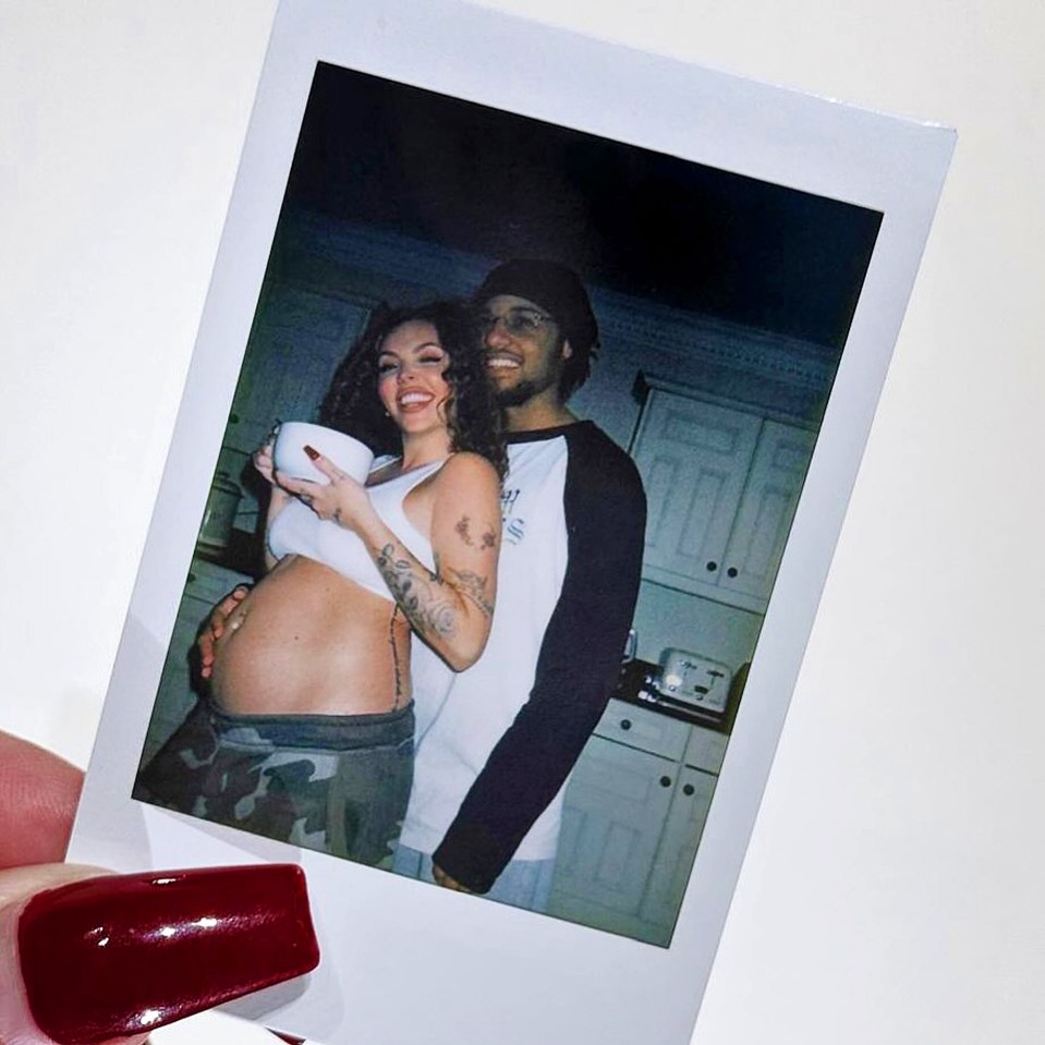 Photo of Jesy Nelson and her boyfriend, Zion Foster, in their kitchen; Nelson is pregnant.