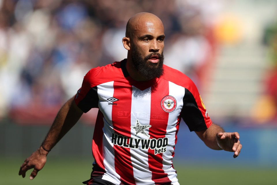 Bryan Mbeumo of Brentford playing in a Premier League match.