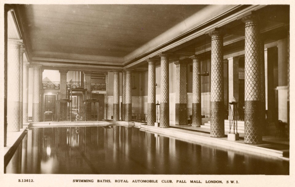Photo of the Royal Automobile Club swimming baths in London.