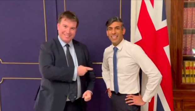Photo of Rishi Sunak and Craig Williams.