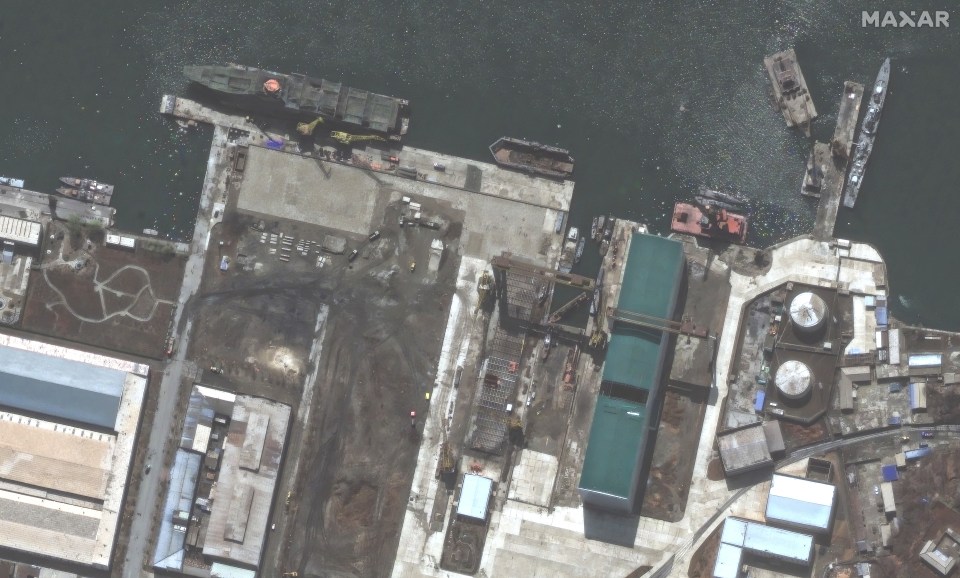 Satellite image of a new frigate at a North Korean shipyard.