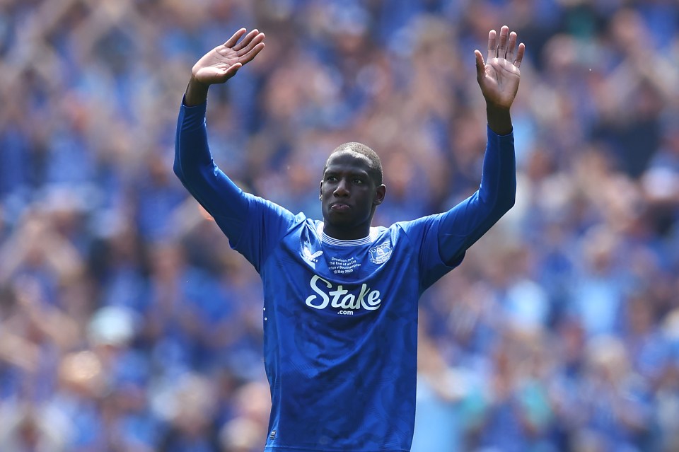 Abdoulaye Doucoure of Everton saluting fans.