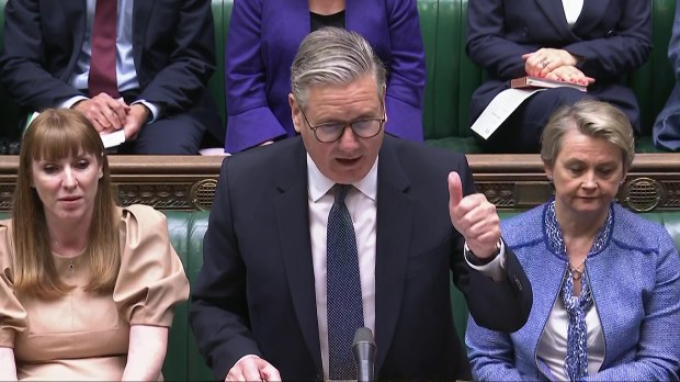 Sir Keir Starmer giving a thumbs up during Prime Minister's Questions.